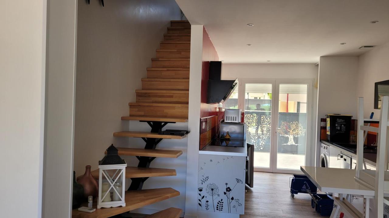 Gite Du Soleil Maison Lumineuse Avec Terrasse Solarium Parking Prive Sorède Exterior foto
